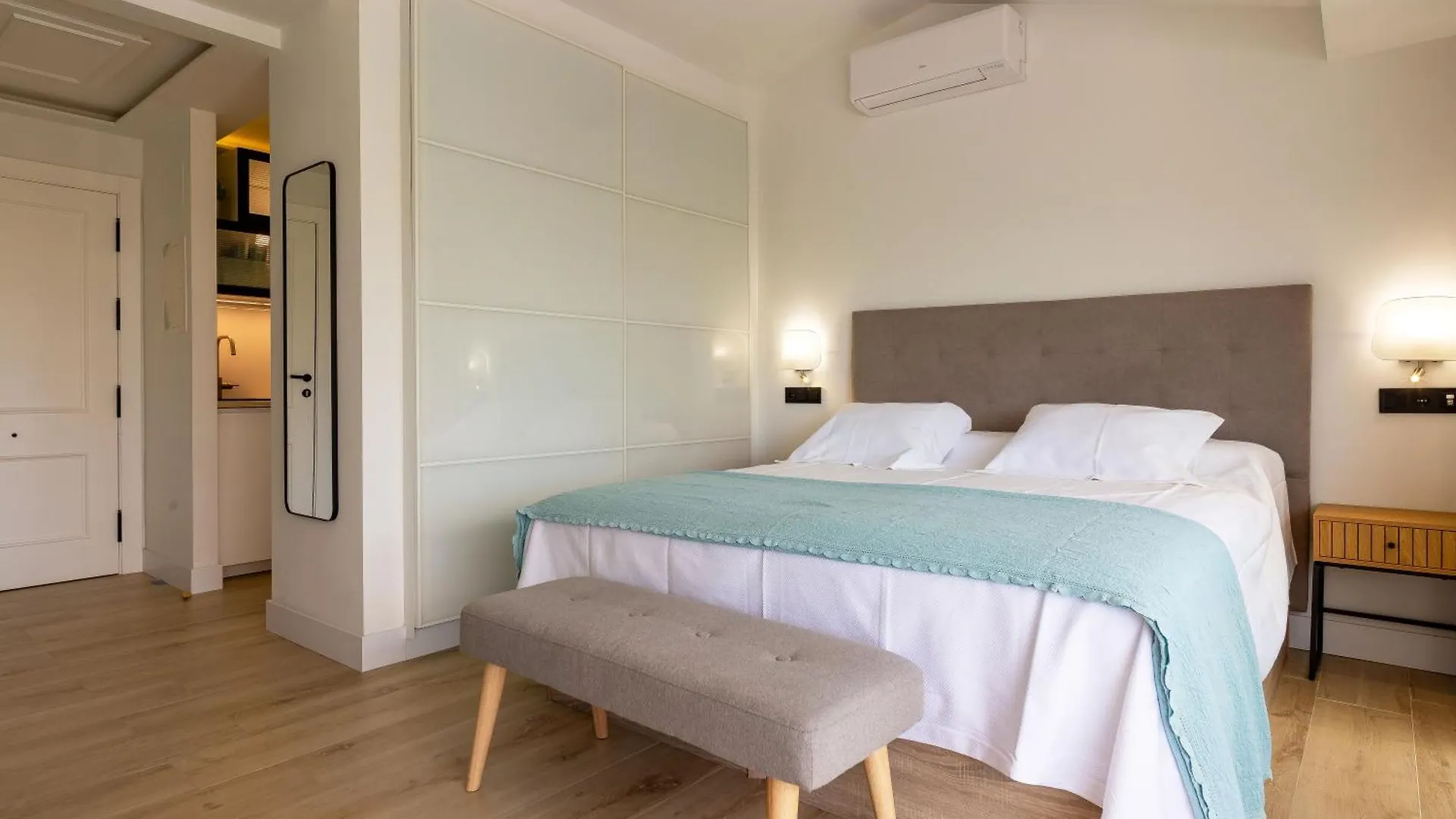 714 Luxury Plaza Suite Estudio Junto A La Playa Marbella Apartment