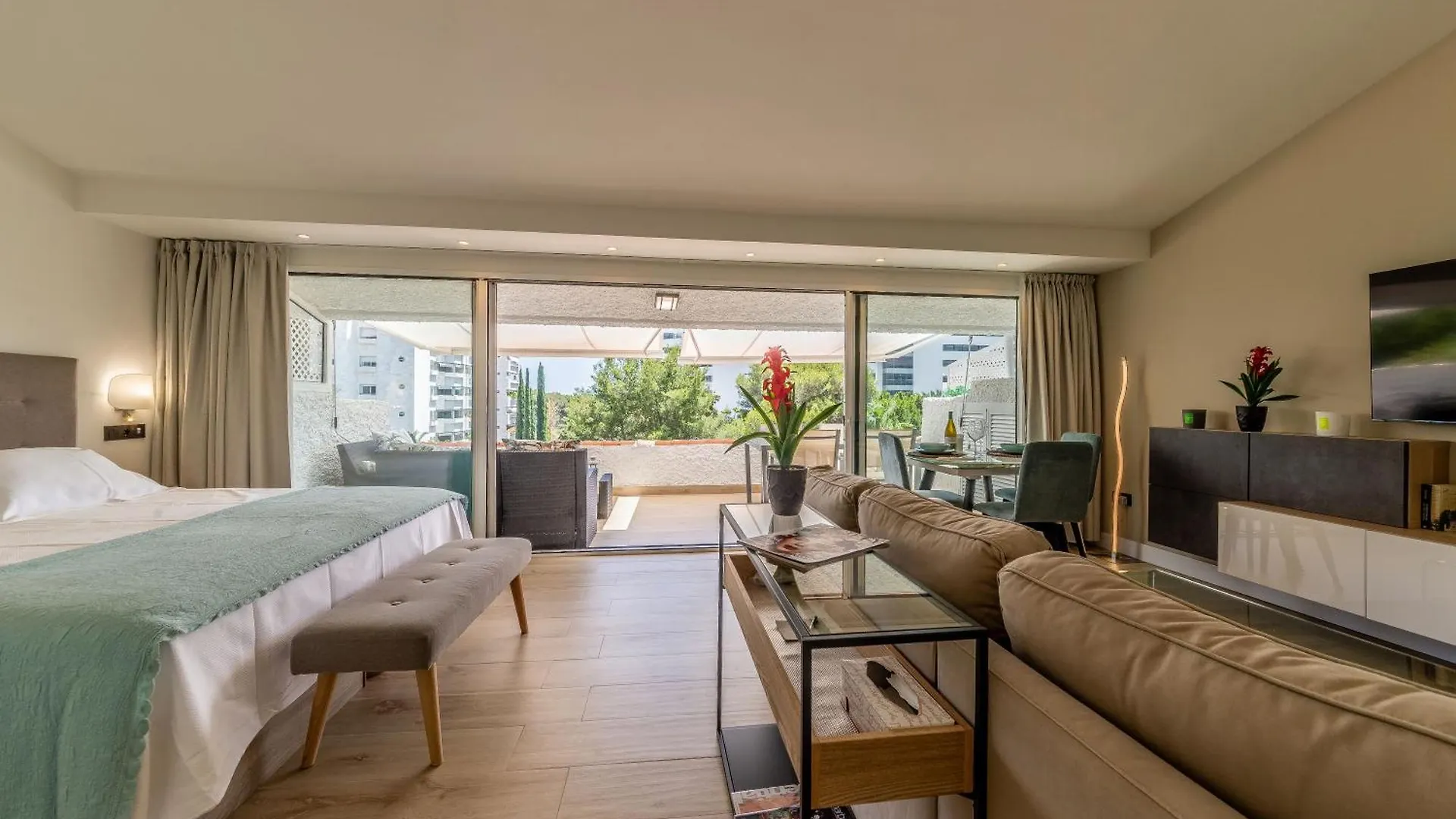 714 Luxury Plaza Suite Estudio Junto A La Playa Marbella