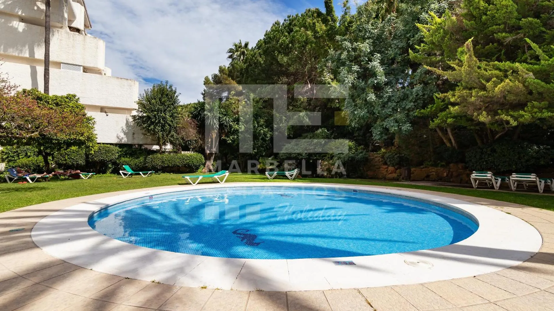 714 Luxury Plaza Suite Estudio Junto A La Playa Marbella 0*,  Spain